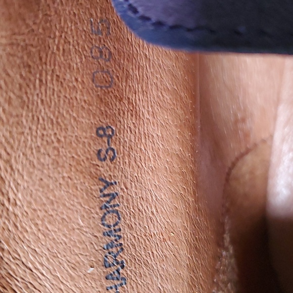 Donald Pliner 8.5 - Picture 4 of 4